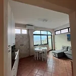 Apartamento Vista Eolie Milazzo- *