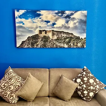 Apartamento Vista Eolie Milazzo- *